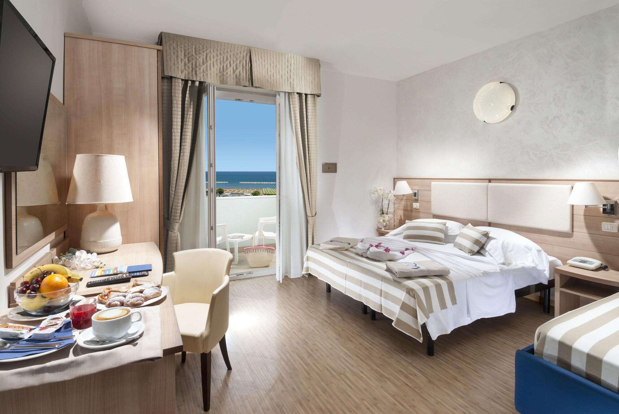 Hotel Losanna Gabicce Mare Eksteriør bilde