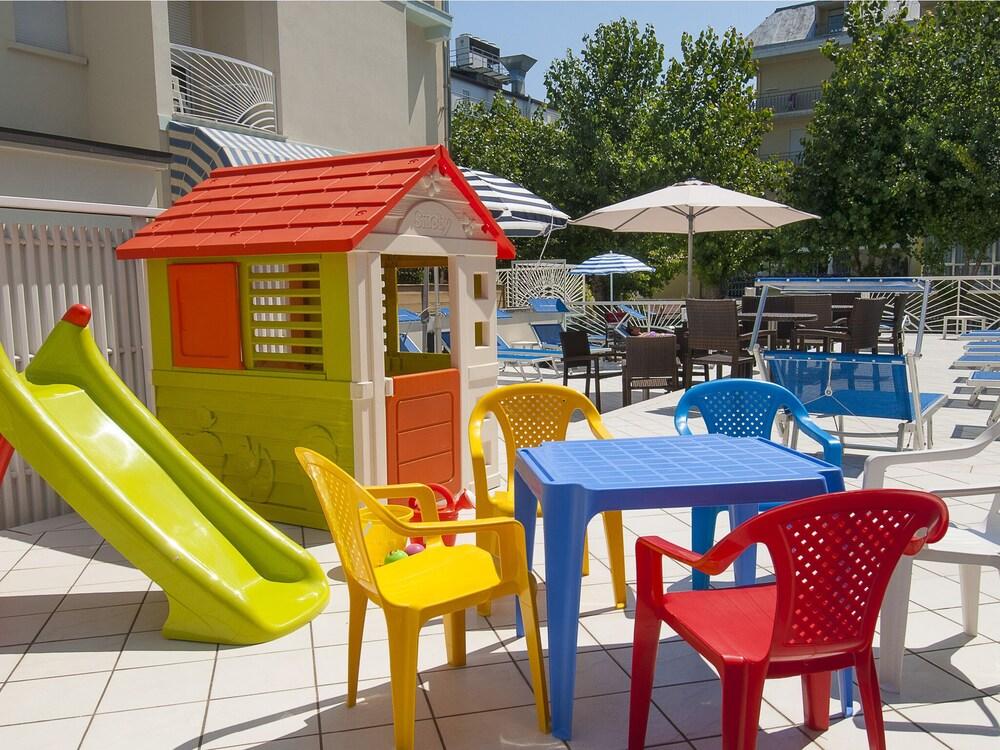 Hotel Losanna Gabicce Mare Eksteriør bilde