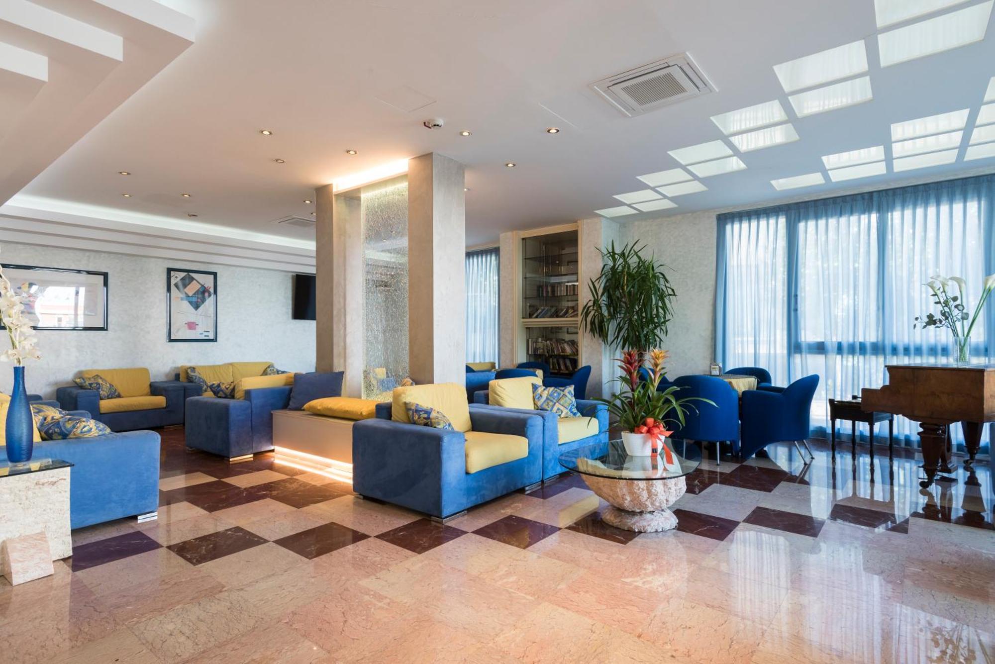 Hotel Losanna Gabicce Mare Eksteriør bilde