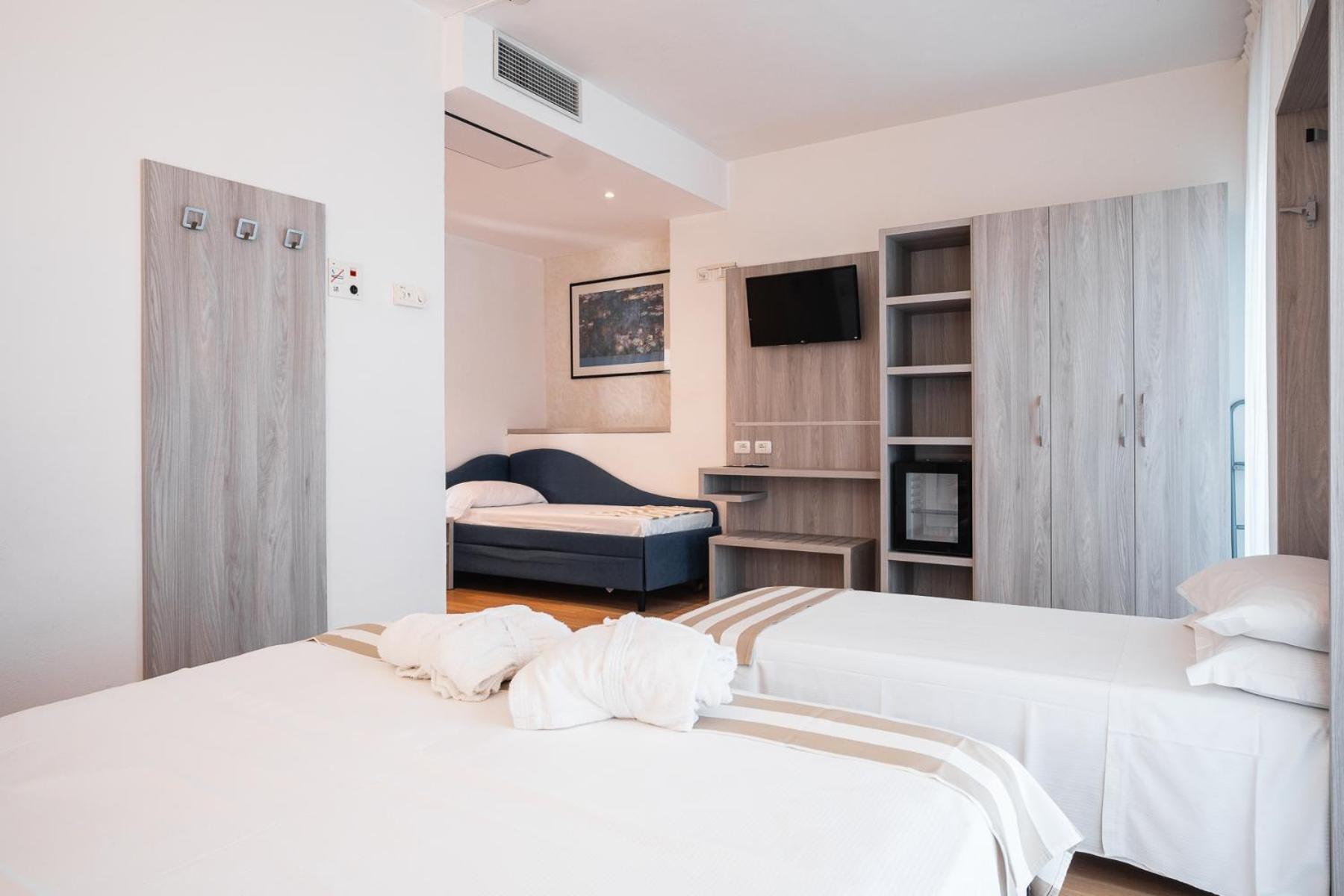Hotel Losanna Gabicce Mare Eksteriør bilde