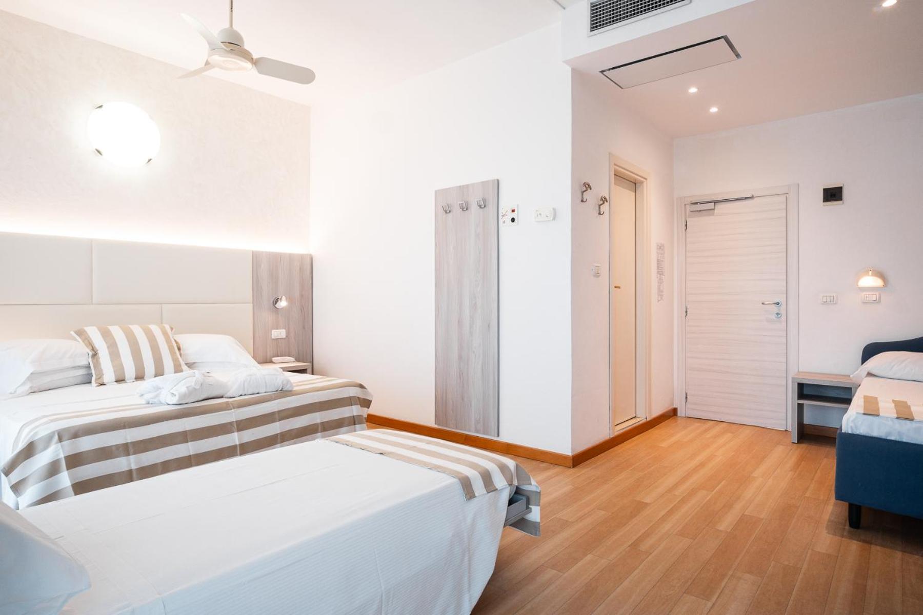 Hotel Losanna Gabicce Mare Eksteriør bilde