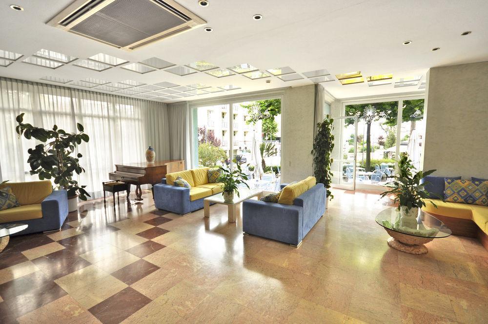 Hotel Losanna Gabicce Mare Eksteriør bilde